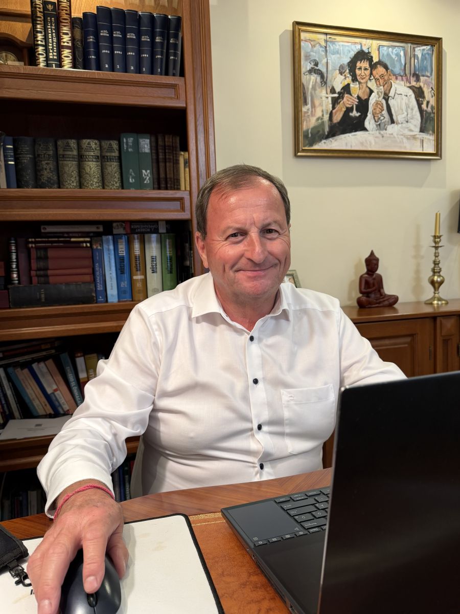 Nagy G&aacute;bor energetikus